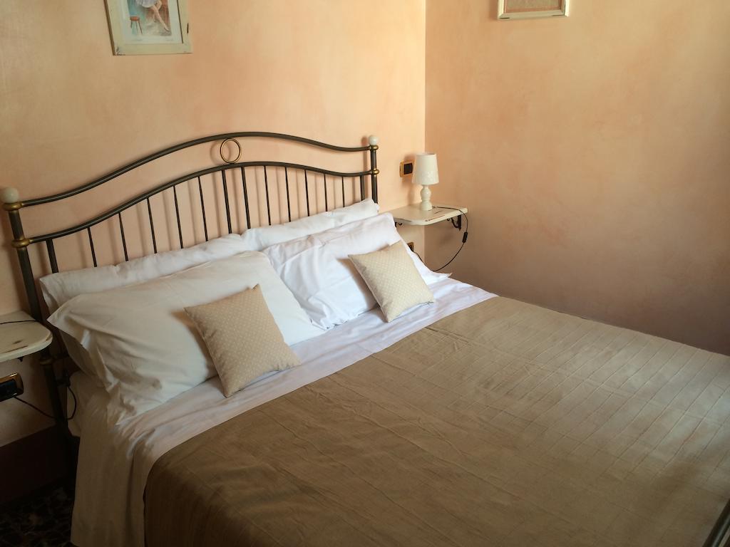 Relais Borgo sul Mare Ospitalità diffusa Silvi Paese Chambre photo